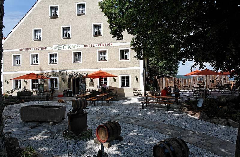 Brauerei-Gasthof Eck Hotel Böbrach Екстериор снимка